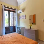 Corner Rome דירה